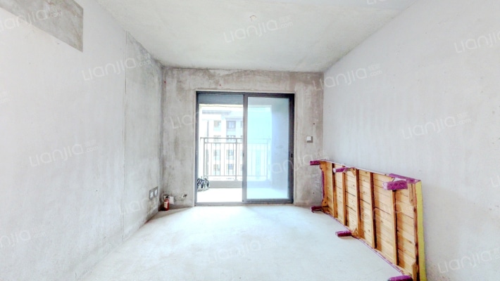 悦江湾二手房实景图