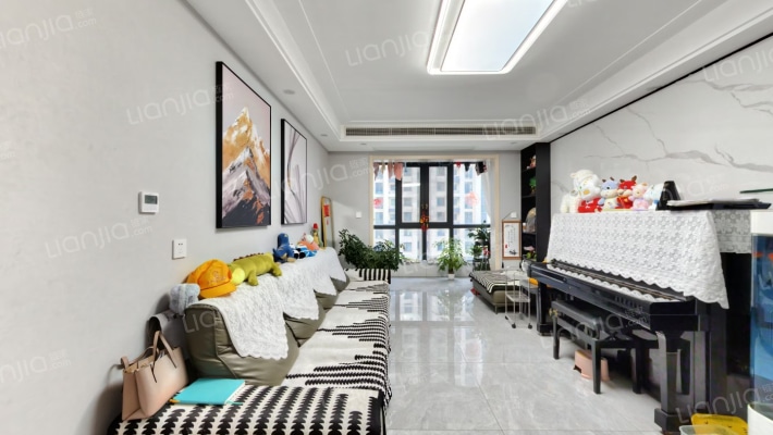 绿都东澜岸二手房实景图