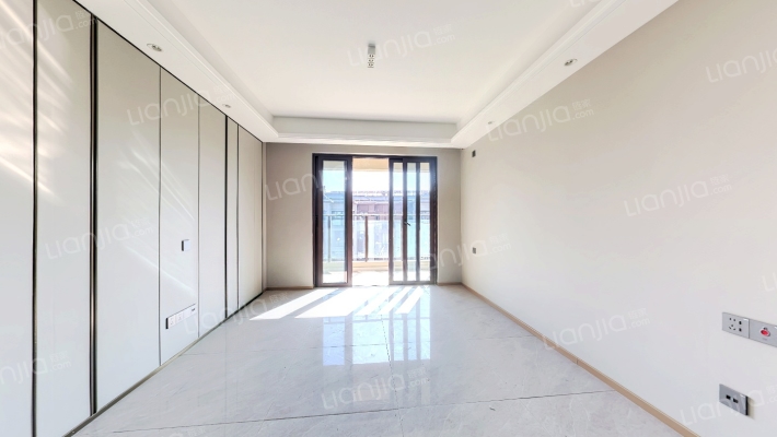 珺睿华庭二手房实景图