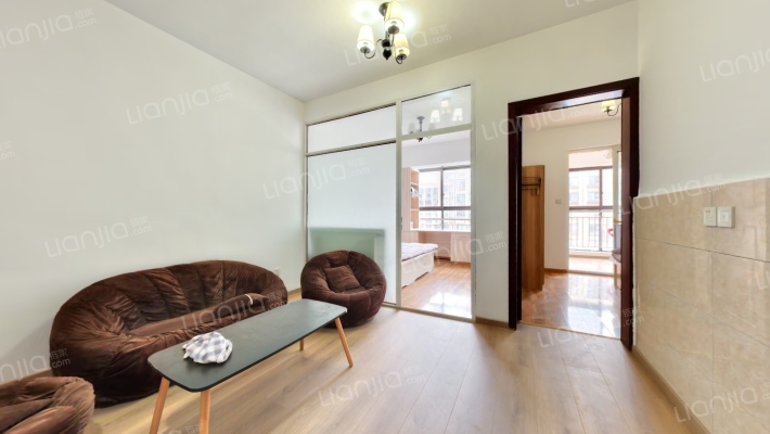 蓝润棠湖春天二手房实景图