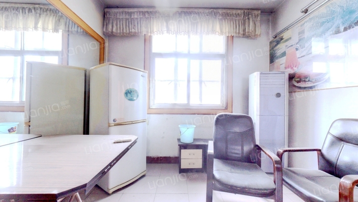 六厂东街二手房实景图