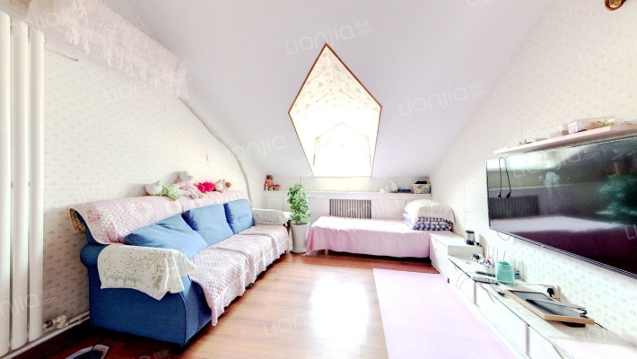 八一小区二手房实景图