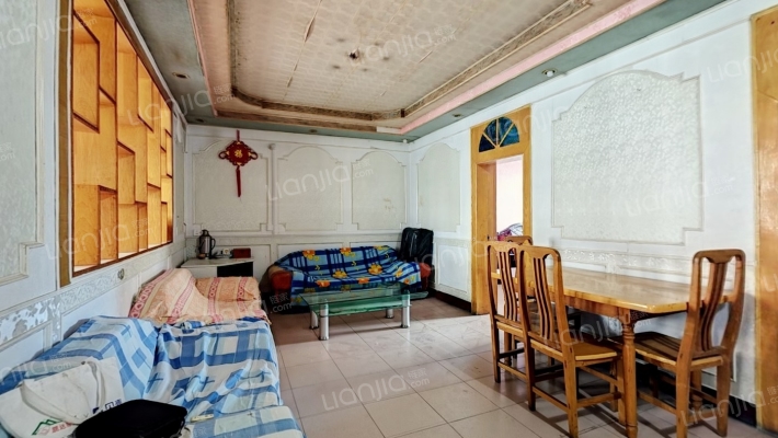 鸿景花园二手房实景图