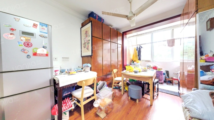 延安西路150弄二手房实景图