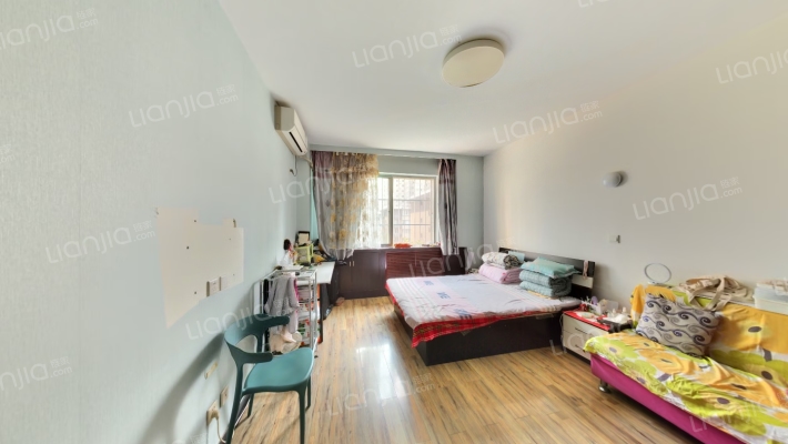 名人居二手房实景图