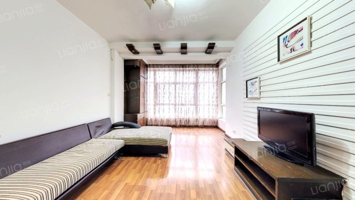 桂苑西村二手房实景图