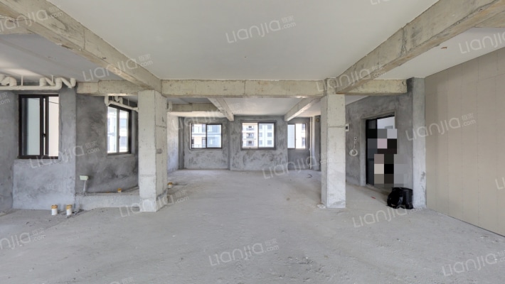 上岸花苑二手房实景图