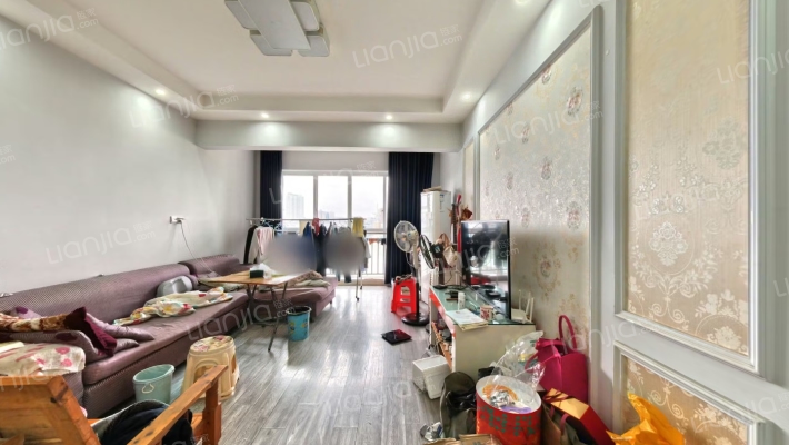 滨江新城二手房实景图