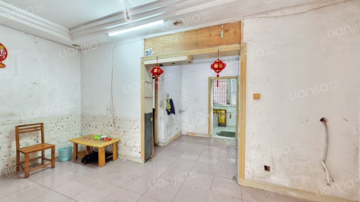 星湖路南一里三巷38号二手房实景图