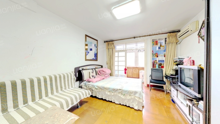 兴德路二手房实景图