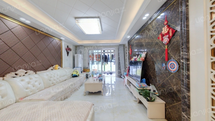 弘韬佳苑二手房实景图