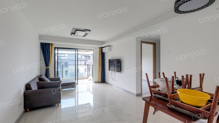 卓越金茂浅水湾二手房实景图