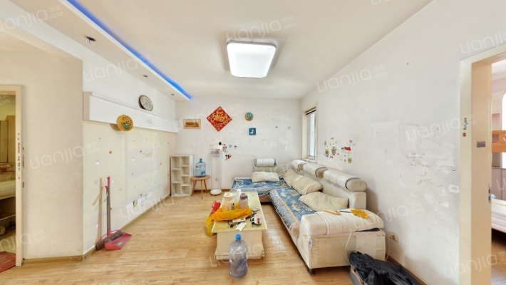 泉城花园二手房实景图