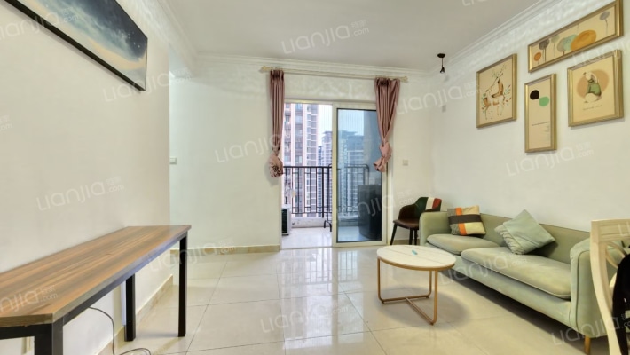 绿地之窗二手房实景图