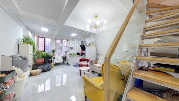 绿地悦庭二手房实景图