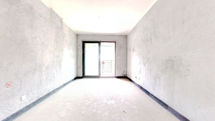 联发龙洲湾一号E区二手房实景图