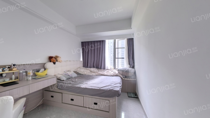 中天溪珺庭二手房实景图