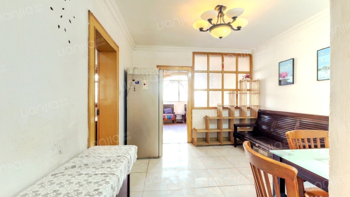 金杨六街坊二手房实景图