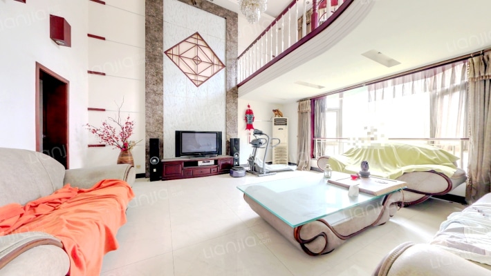 怡湖芳邻二手房实景图