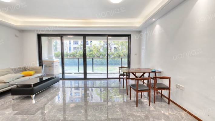 中旅东山府二手房实景图