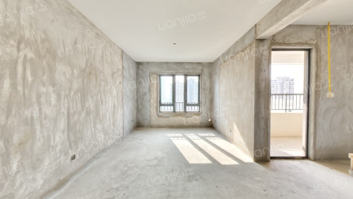 恒宇华林里二手房实景图