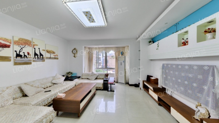 美伦雅居二手房实景图