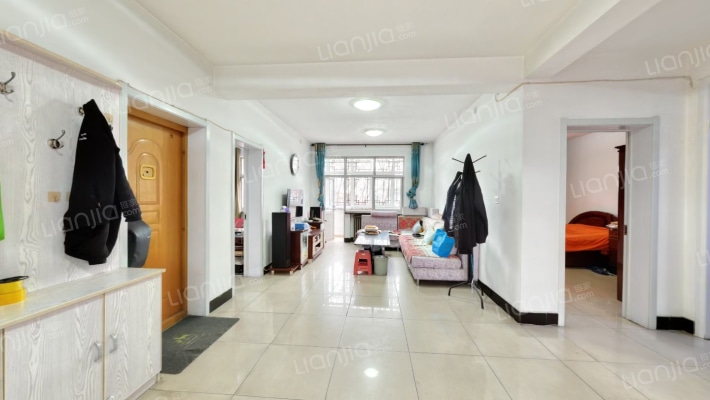 电影院宿舍二手房实景图