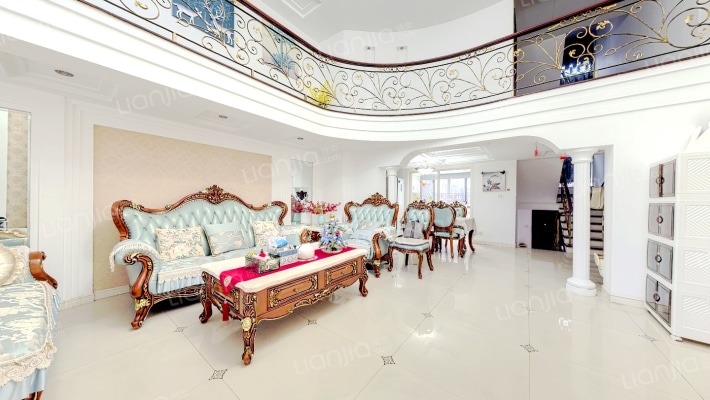 绿洲山语二手房实景图