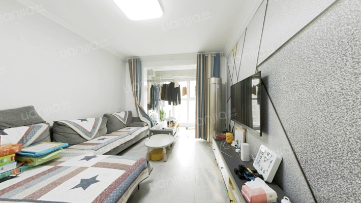 万岳华府鲲鹏府二手房实景图