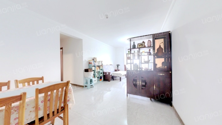 中骏雍景府二手房实景图