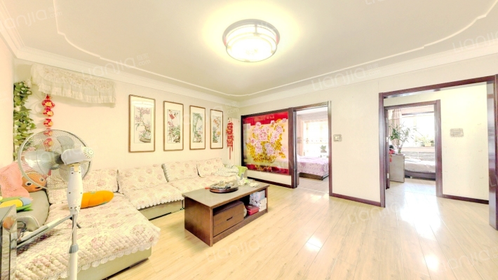 华信家园二手房实景图