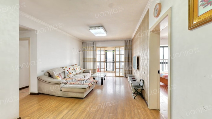 葛天名苑二手房实景图