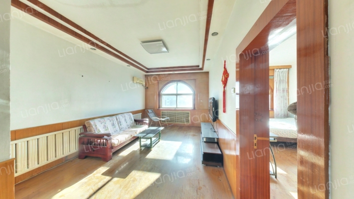 青年路61号二手房实景图