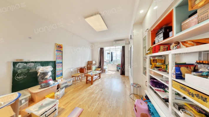 定海园二里二手房实景图