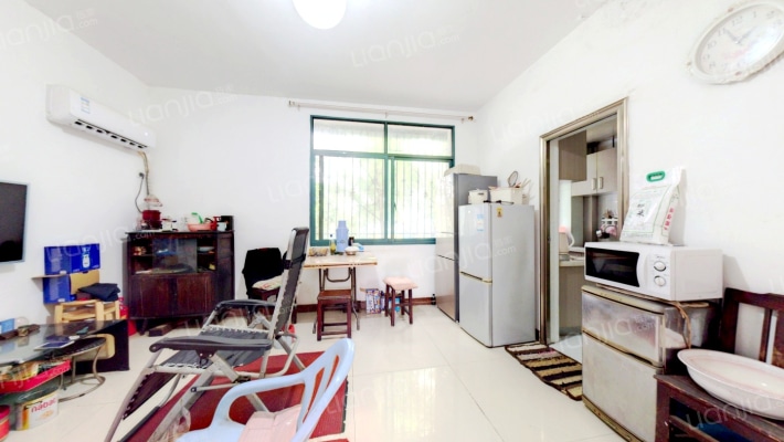 苗栗路二手房实景图