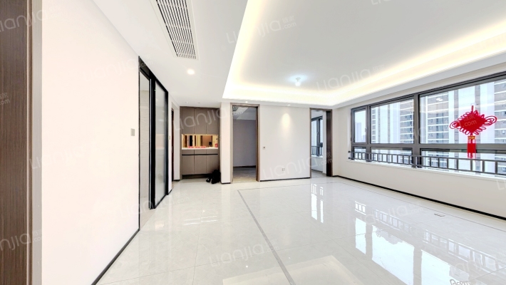 鹿鸣华苑二手房实景图