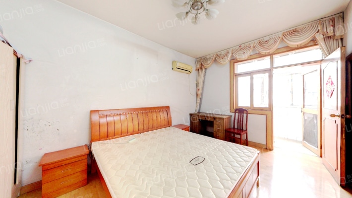 南炼二村二手房实景图