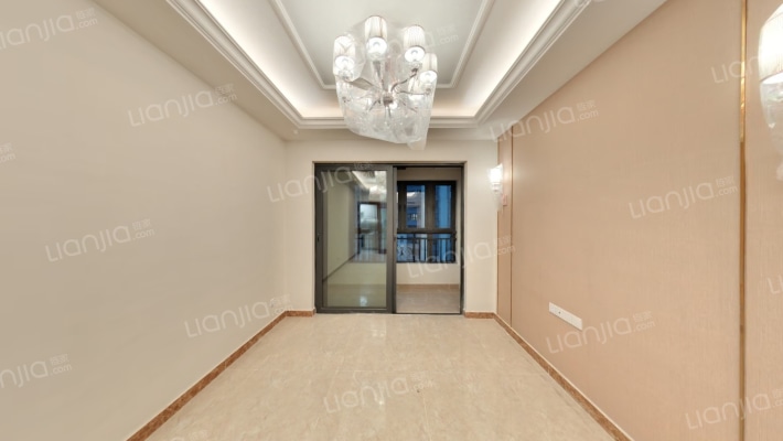 恒大轨道时代二期二手房实景图