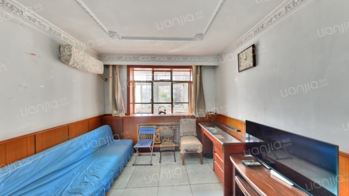 照湖里二手房实景图