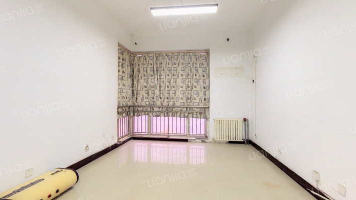 华宁景苑北区二手房实景图