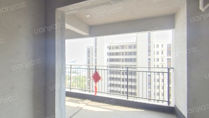 常绿·东风宸苑二手房实景图