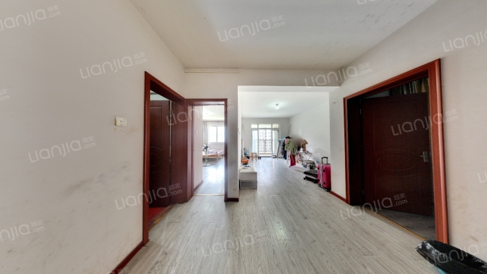 湖畔水韵二手房实景图