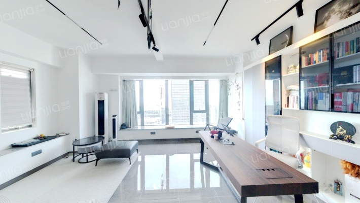 绿地·新海岸二手房实景图