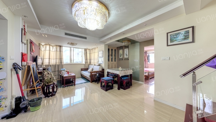 秋霞公寓二手房实景图