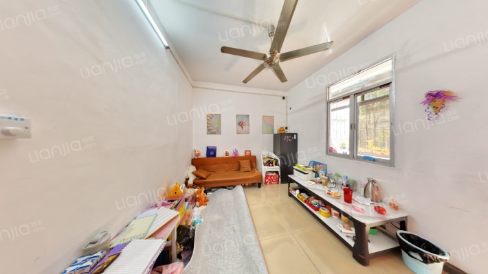 梓元岗路二手房实景图