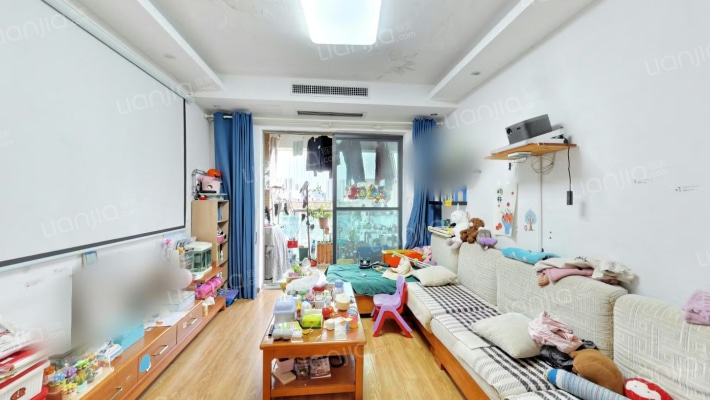 光谷新世界汇贤邸二手房实景图