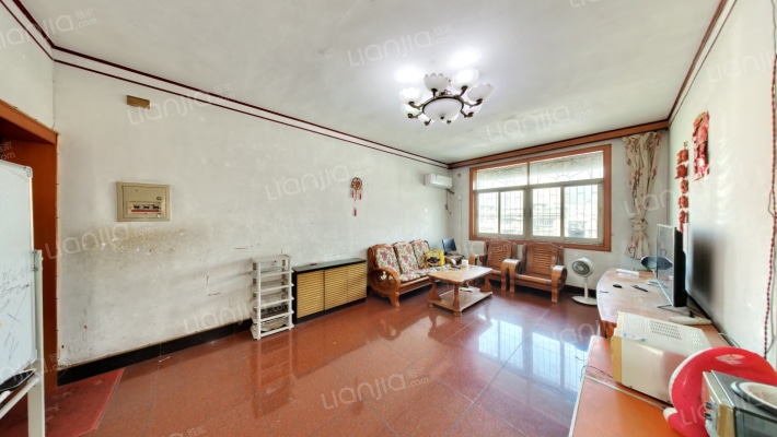 环卫局宿舍二手房实景图