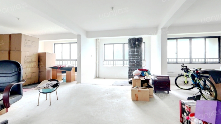 镇山小区东区二手房实景图