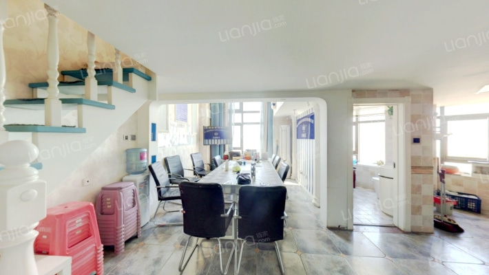 睿品大厦二手房实景图