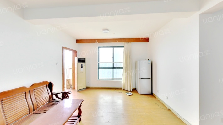 汇翠名邸二手房实景图